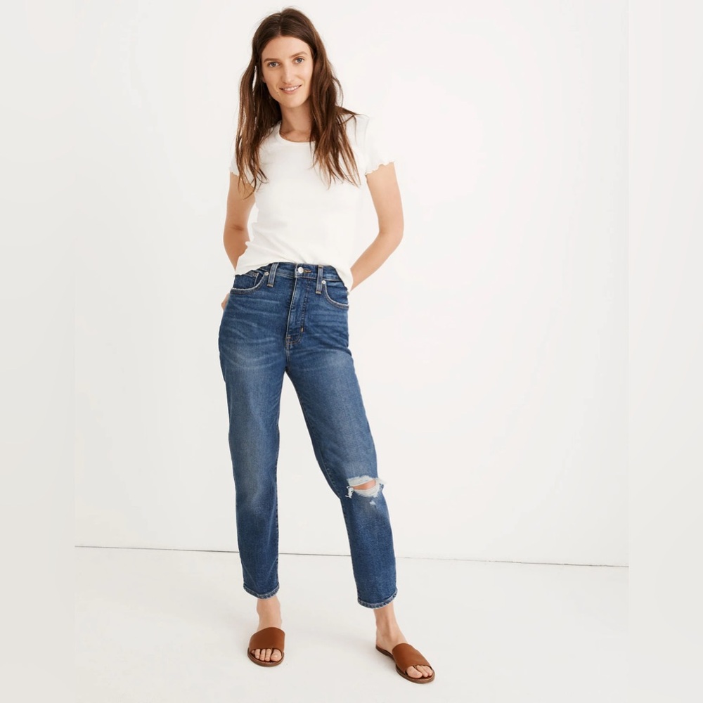 Madewell The Mom Jean: Comfort Stretch Edition in Ellwyn Size 25